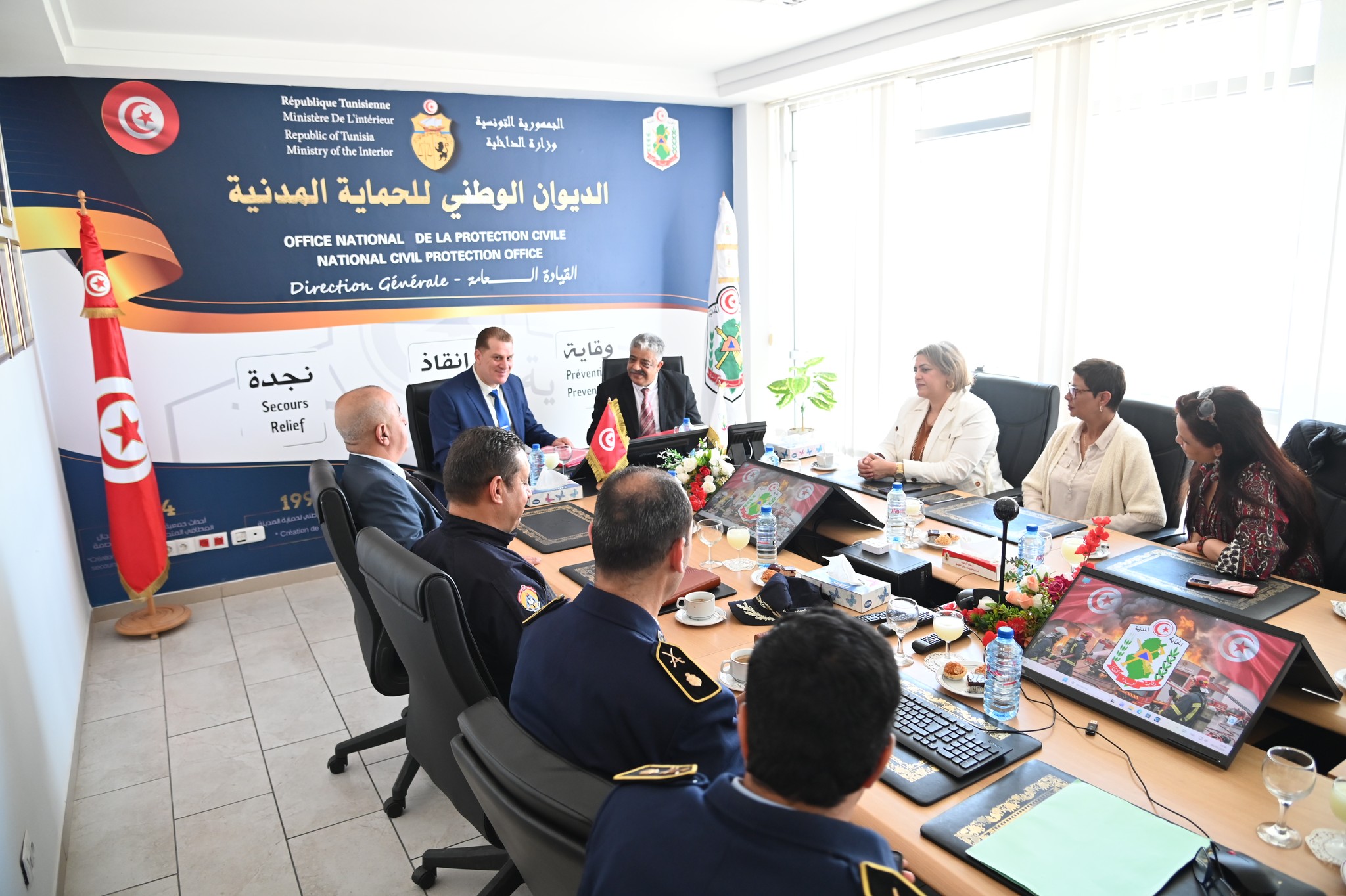 إمضاء اتفاقية إطارية بين الديوان الوطني للحماية المدنية وديوان الطيران المدني والمطارات.