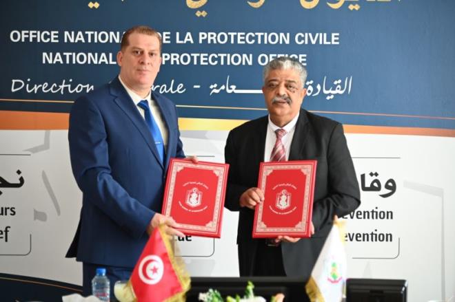 ديوان الحماية المدنية يُمضي اتفاقية إطارية مع ديوان الطيران المدني لدعم منظومة السلامة بالمطارات