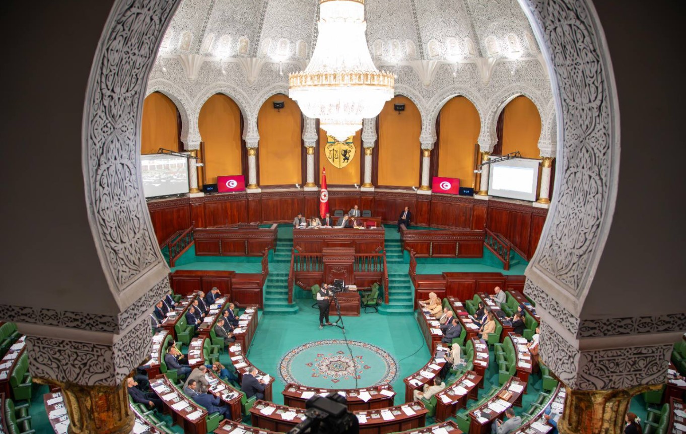 29 نائبا بالبرلمان يتقدمون بمقترح قانون لتوحيد مختلف النصوص القانونية المنظمة للانتخابات والاستفتاء