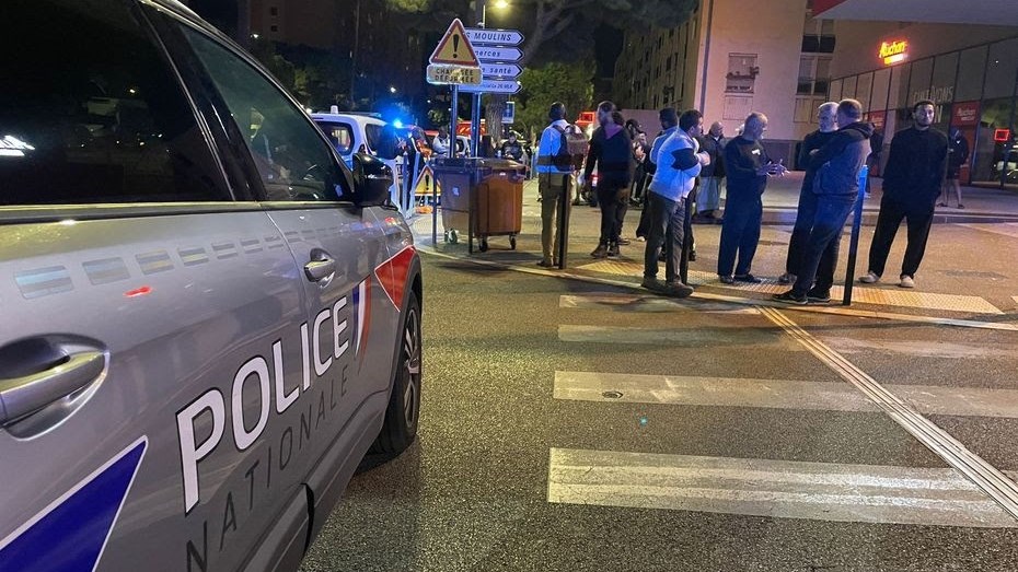 مقتل شخصين وإصابة ستة آخرين في إطلاق نار بمدينة نيس جنوبي فرنسا