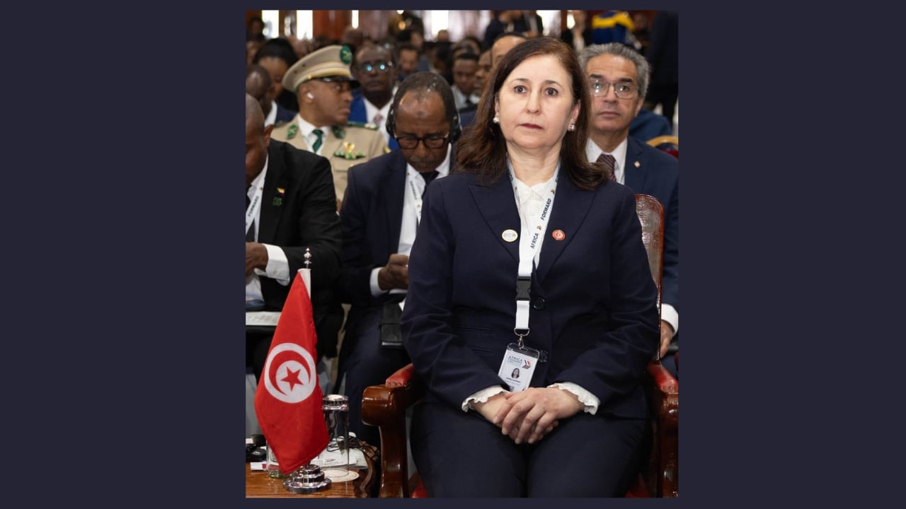 رئيسة الحكومة تشارك في الجلسة الافتتاحية للقمة الإفر يقية الفرنسية بنيروبي