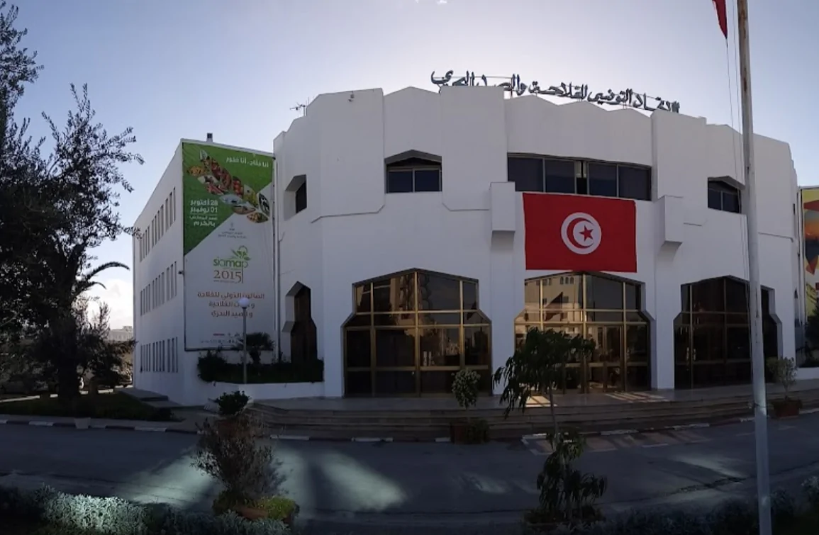 إتحاد الفلاحة يدعو إلى إحداث المجلس الأعلى للسيادة الغذائية كآلية وطنية جامعة من شأنها دعم الأمن الغذائي