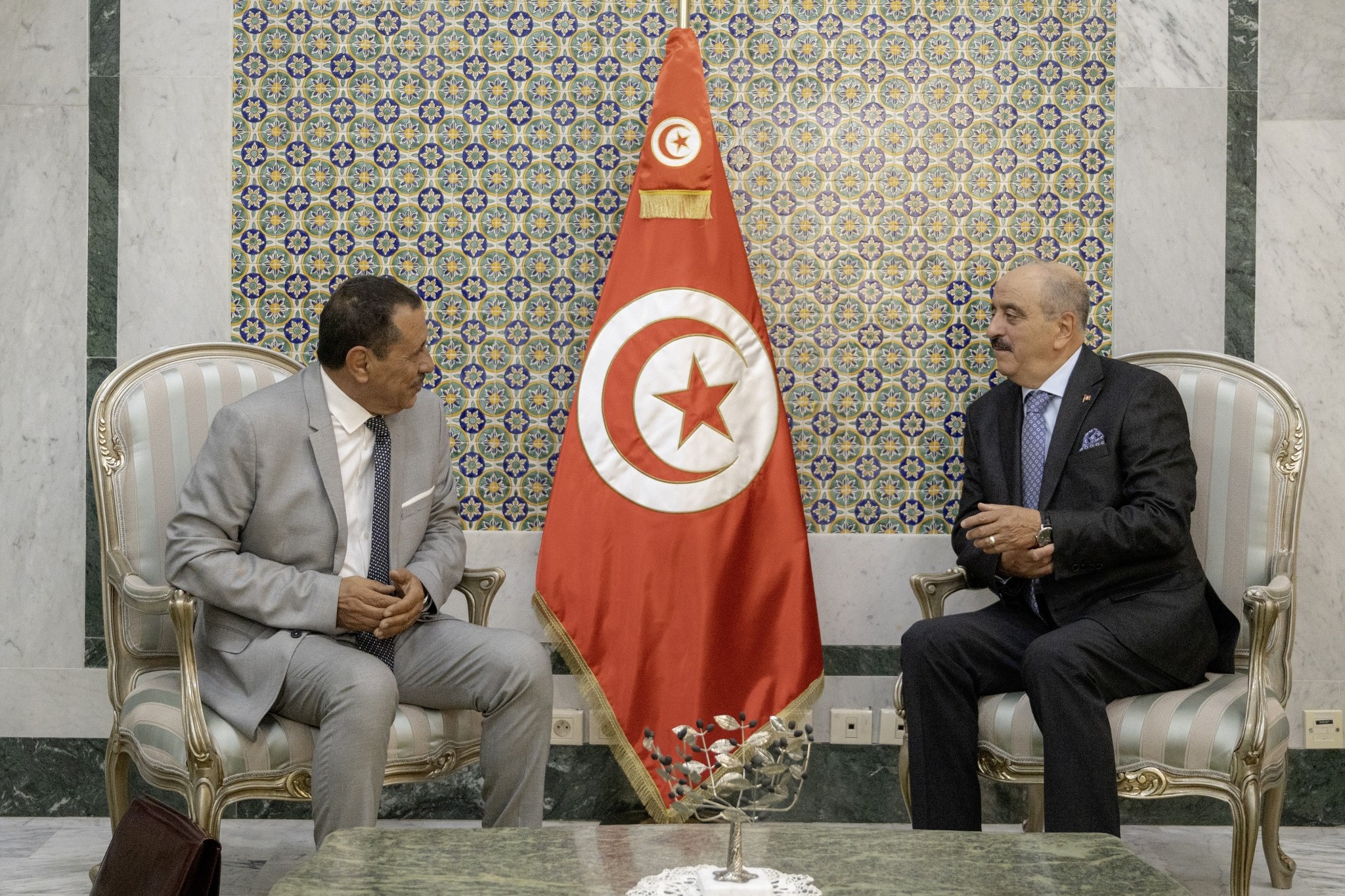 النّفطي يلتقى سليم اللغماني ، مرشّح تونس لمنصب قاض بالمحكمة الدولية لقانون البحار