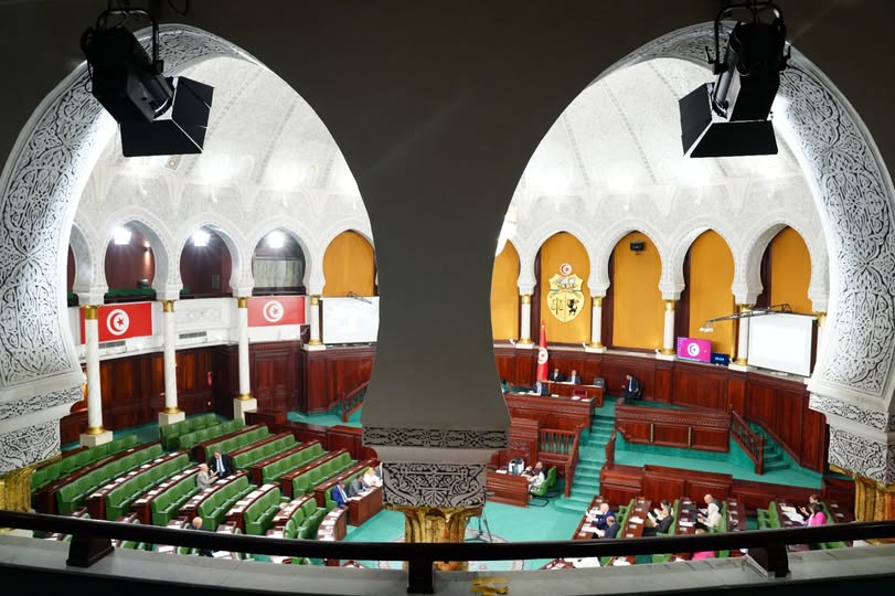 مجلس نواب الشعب يصادق على مقترح القانون المتعلّق بالفنان والمهن الفنية