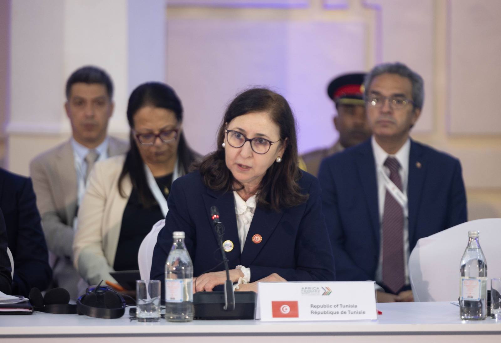 رئيسة الحكومة : "السيادة الصحية الإفريقية لن تتحقق بصفة فعالة إلا إذا استندت إلى منظومات صحية قوية وصناعة دوائية تنافسية وتحول رقمي ناجع"