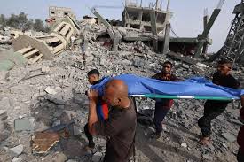 استشهاد فلسطيني وإصابة آخرين إثر قصف الاحتلال الصهيوني عدة مناطق في قطاع غزة