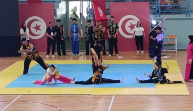 أريانة : المهرجان الجهوي للرياضة المدرسية ينتظم تحت شعار لا للعنف.. الرياضة سلام و محبة"