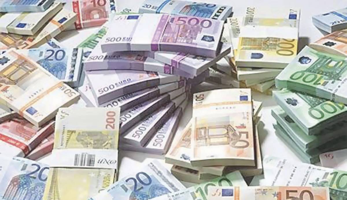 الاحتياطي الصافي من العملة الصعبة يغطي 105 ايام توريد إلى تاريخ 15 ماي 2026