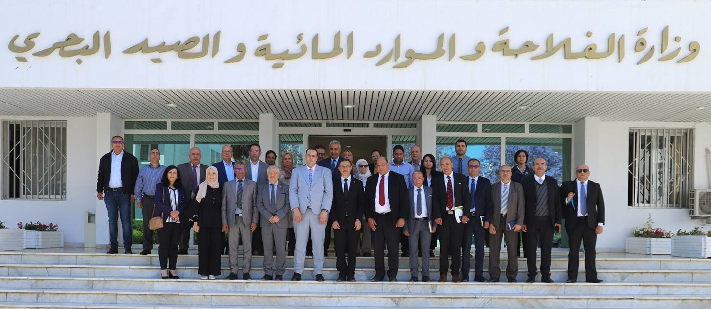 وزارة الفلاحة: جلسة عمل لدراسة إمكانية التوسع في مساحات الحبوب المروية بولاية تطاوين