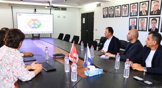 وكالة النهوض بالصناعة والتجديد تستقبل مستثمرا من الكوت ديفوار يعتزم إحداث مشروع صناعي في تونس