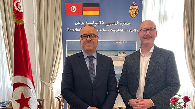 سفير تونس ببرلين يدعو الى تطوير برامج دعم الجالية وتعزيز الشراكة التونسية الالمانية