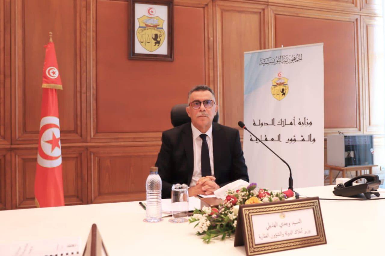 وزير أملاك الدولة والشؤون العقارية يشرف على اجتماع لجنة قيادة مشروع الخارطة الرقمية للعقارات الدولية