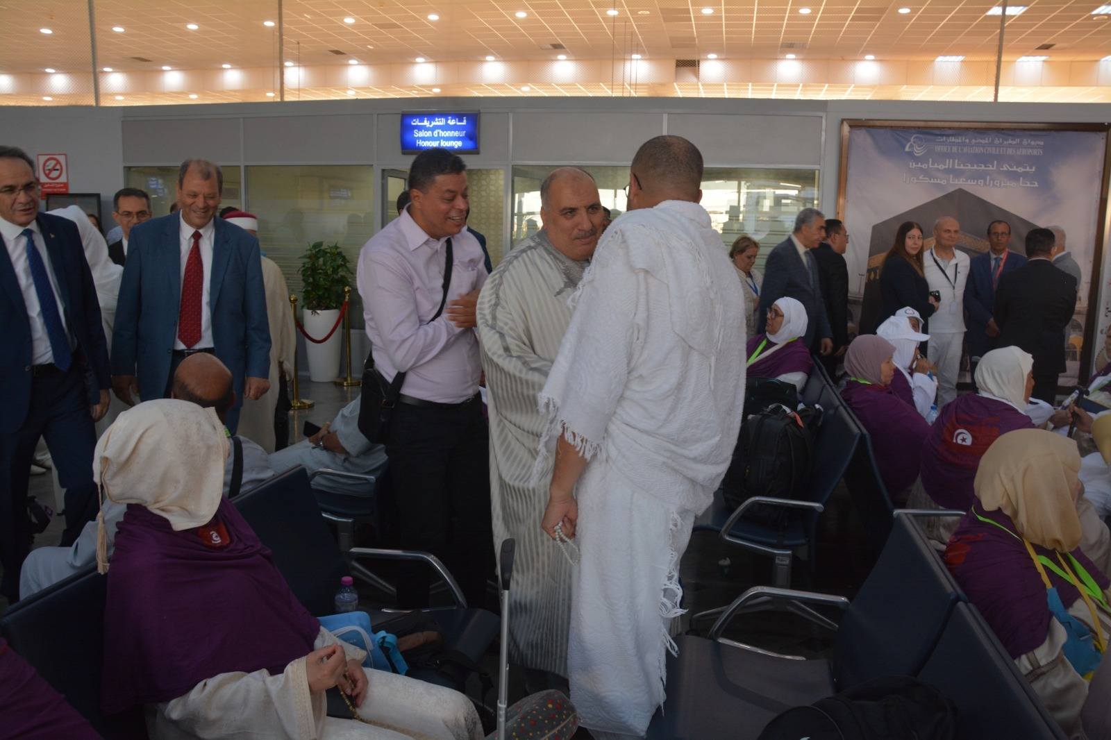 وزير الشؤون الدينية يؤكد الحرص على تهيئة أفضل الظروف للحجيج التونسيين