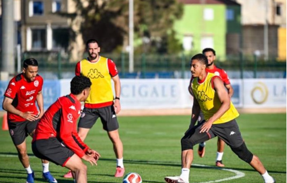المنتخب التونسي يواصل تحضيراته لكأس العالم 2026 : 19 لاعبا في تربص طبرقة