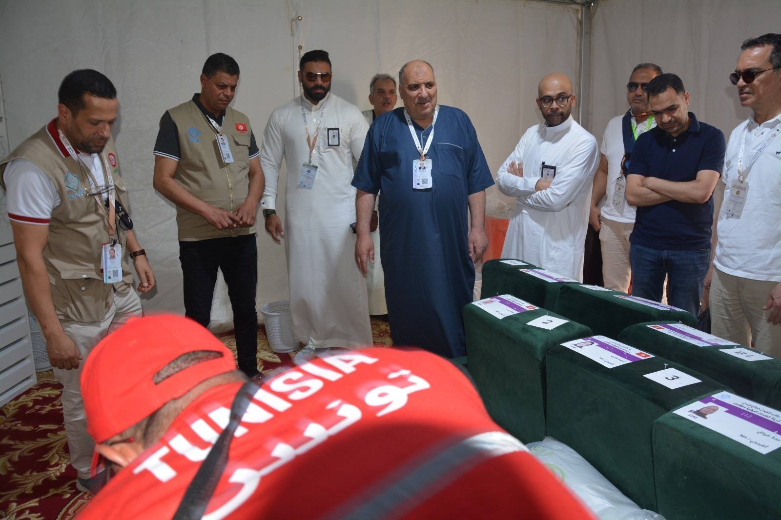 وزير الشؤون الدينية يتفقد جاهزية مخيمات الحجيج التونسيين في صعيد عرفة