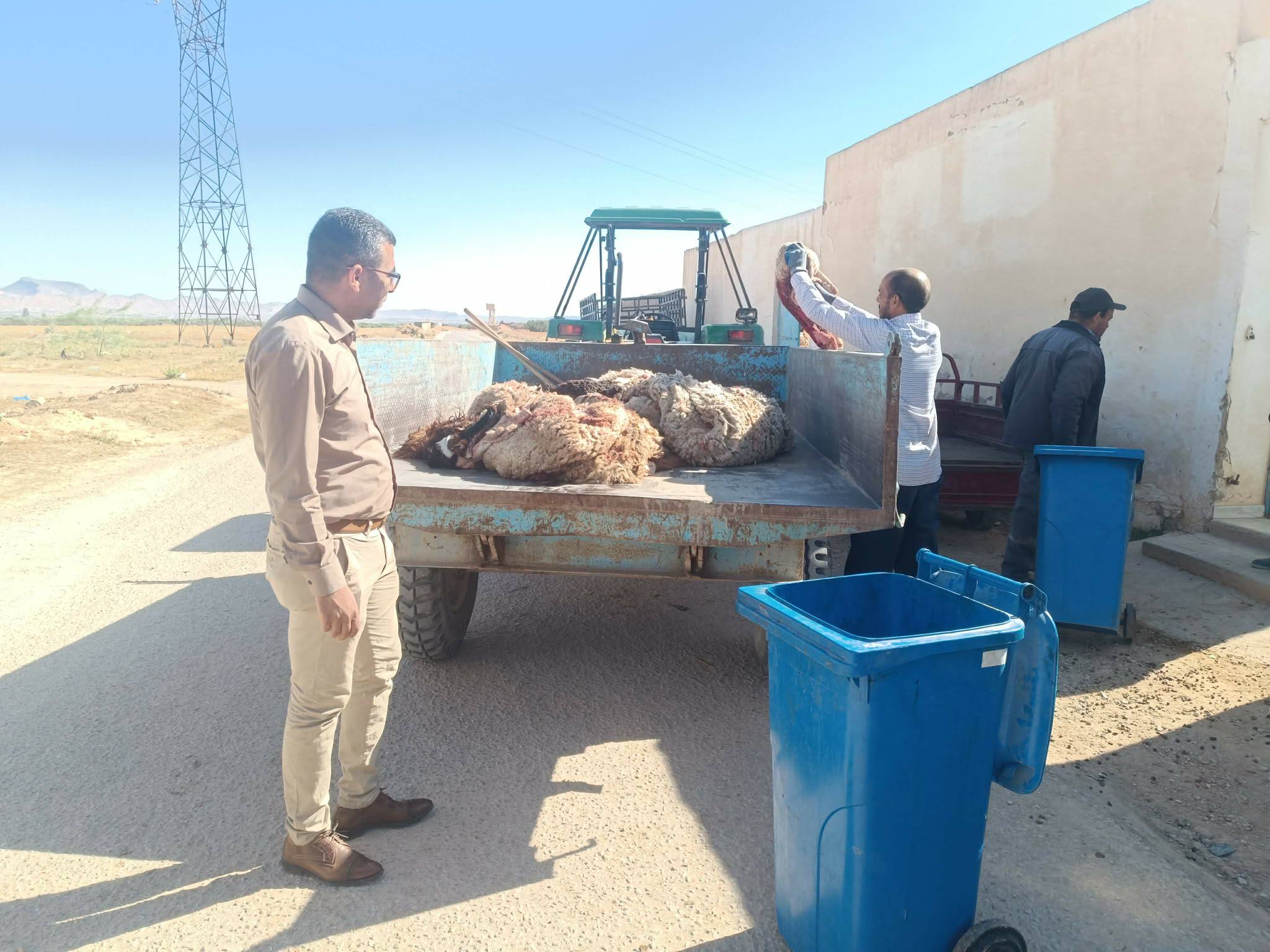 قفصة : بلدية السند تضبط برنامجا خصوصيا لضمان حسن سير خدماتها بمناسبة عيد الأضحى المبارك