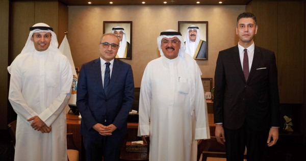 سفير تونس بالكويت ووزير التربية الكويتي يبحثان سبل تعزيز استخدام الذكاء الاصطناعي في التعليم وآفاق تطوير التعاون الثنائي