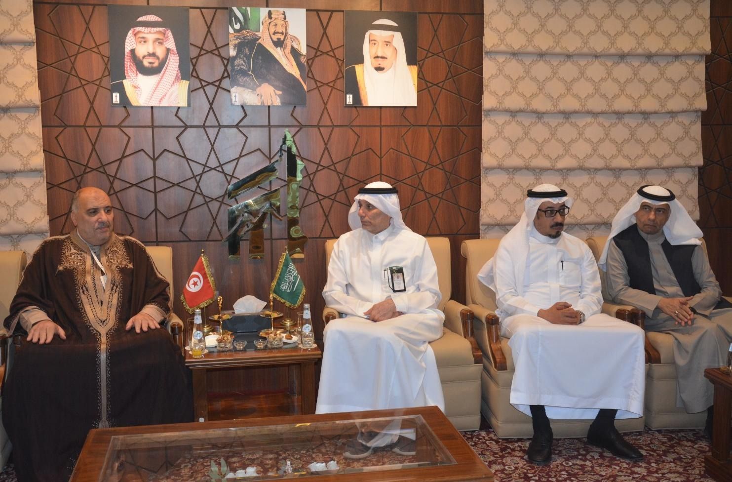 وزير الشؤون الدينية يبحث بمكة سبل تطوير خدمات الحجيج التونسيين وتعزيز التعاون مع مؤسسة "أشرقت"