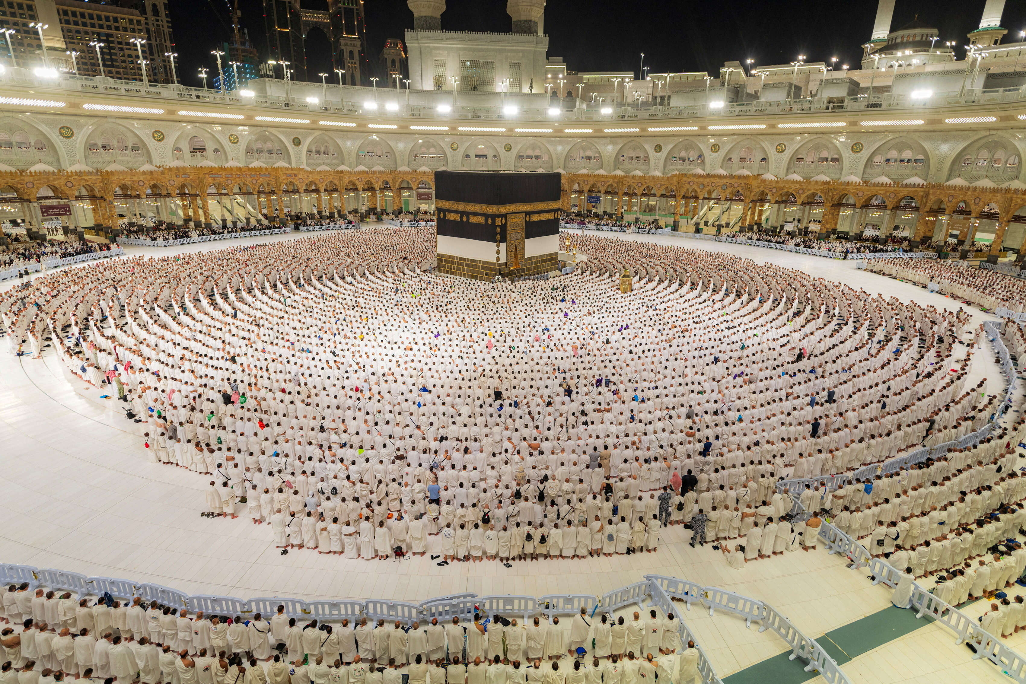 موسم الحجّ 2026 في أرقام: أكثر من 1.7 مليون حاج من 165 جنسية والمنافذ الجوية في الصدارة