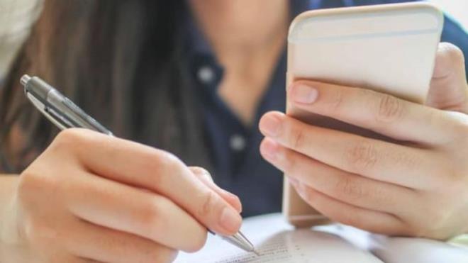 من الإقصاء الفوري إلى الحرمان من الترسيم لخمس سنوات: وزارة التربية تذكّر بعقوبات الغش في البكالوريا