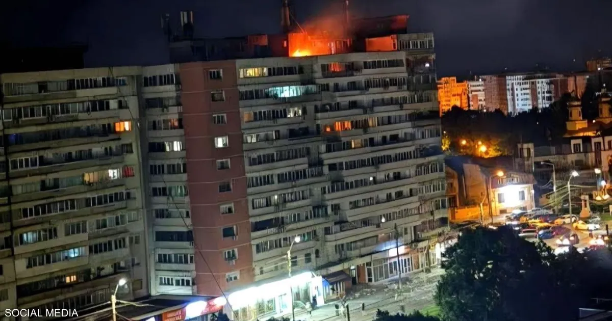 مسيرة روسية تصطدم بمبنى سكني في رومانيا والأطلسي يتعهد بالدفاع عن أراضيه