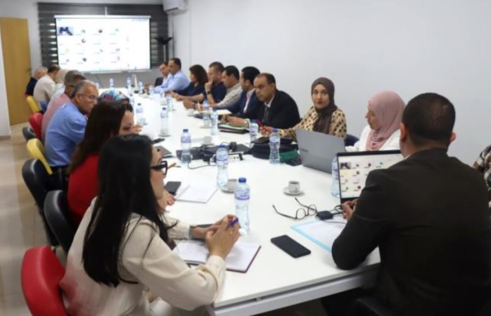 تقديم المنصة الرقمية الخاصة بعقود الأداء خلال جلسة عمل بالوكالة التونسية للتكوين المهني