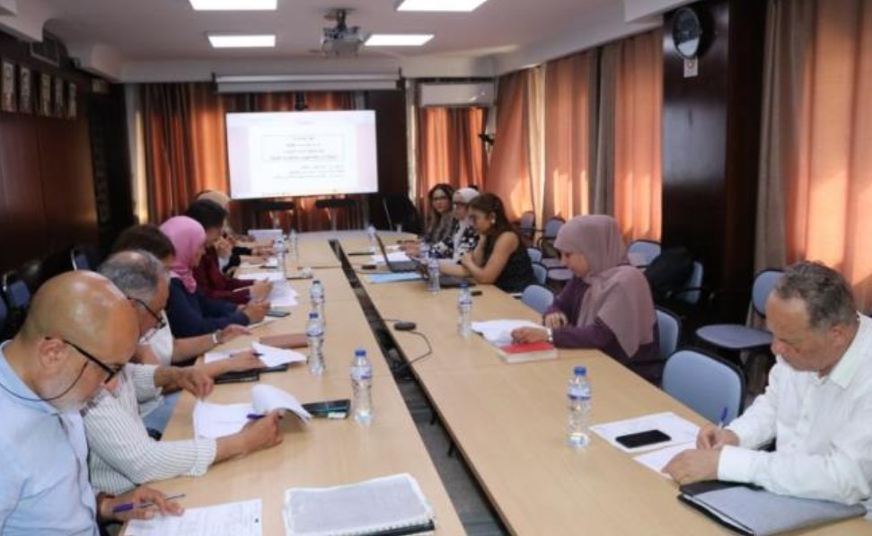 اللجنة الوطنية لاسناد الامتيازات تُصادق على عمليات استثمار بقيمة 10،8 مليون دينار بولايات المهدية والمنستير ونابل وسيدي بوزيد