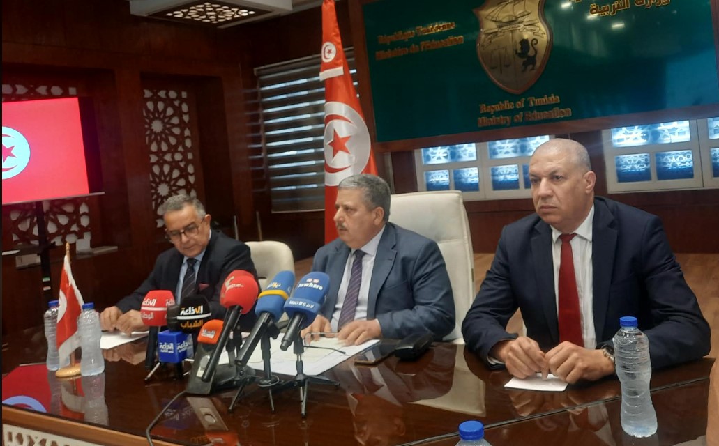 وزير التربية نورالدين النوري : الوزارة وجميع الهياكل المتدخلة جاهزة تماما لانطلاق امتحان البكالوريا تنظيميا ولوجستيا