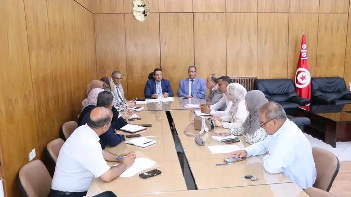 مدنين : تحديد يوم 25 جوان لتنظيم يوم محلي للاستثمار في الفلاحة بمعتمدية سيدي مخلوف
