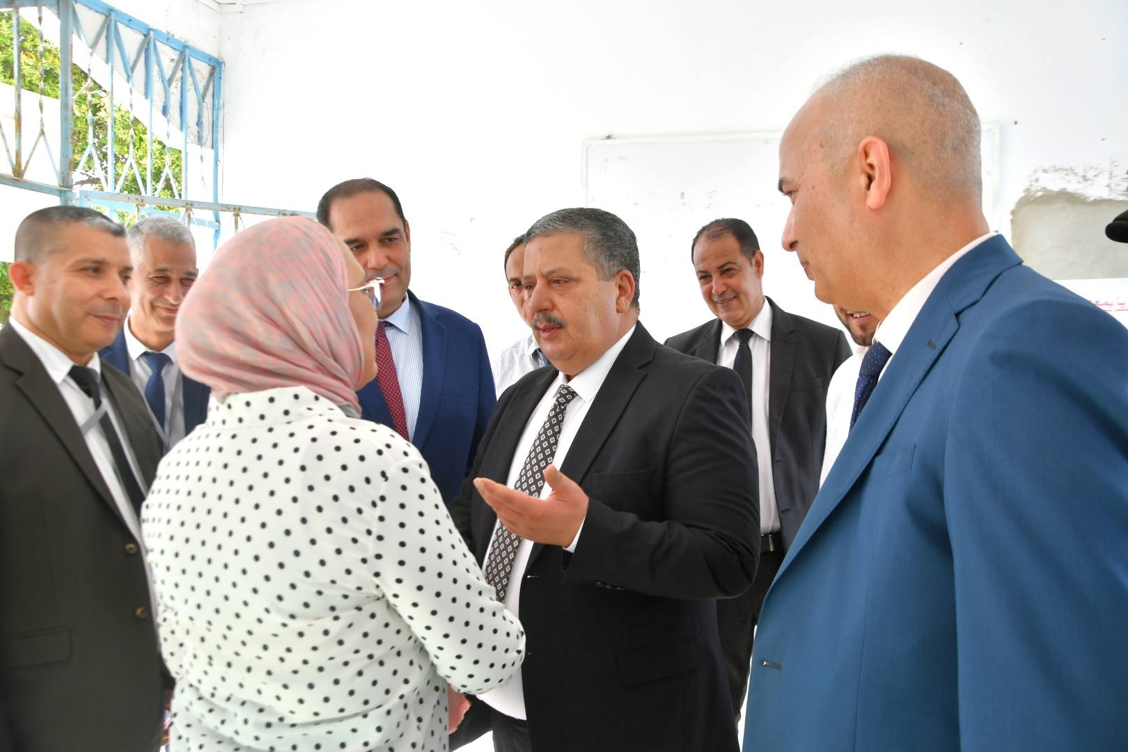 وزير التربية يؤدي زيارة ميدانية لمعاينة انطلاق الدورة الرئيسية لامتحان البكالوريا 2026
