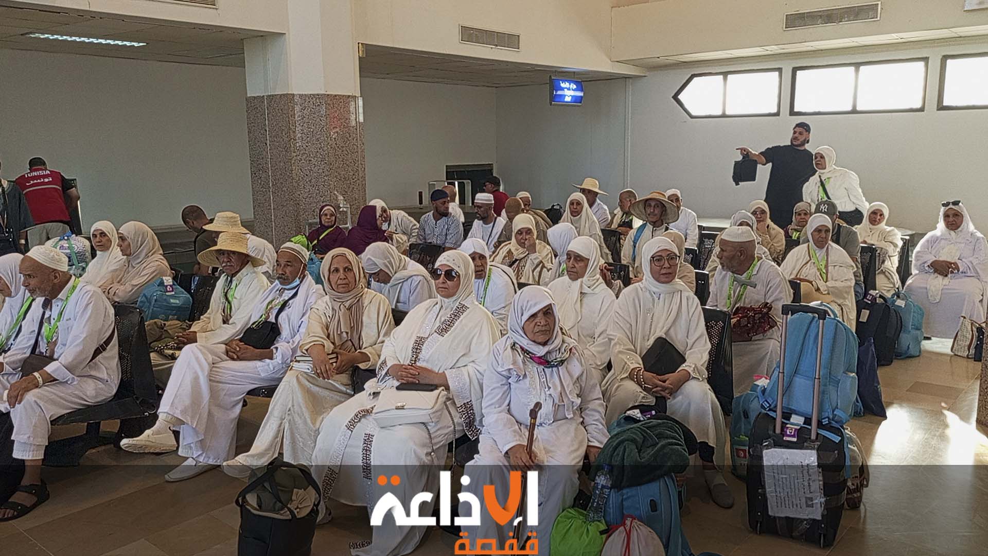 وصول طائرة حجيجنا الميامين إلى مطار قفصة _ قصر الدولي
