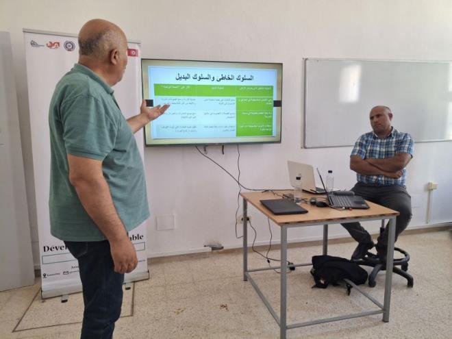 القصرين: الولاية تنتج 100 ألف طن من النفايات سنوياً ونداء لتعزيز التدوير والحد من مخاطر البلاستيك