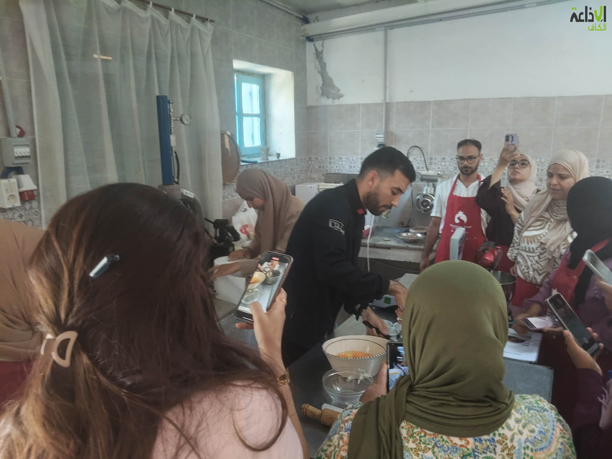 تستور : دورة تكوينية في صنع المنتوجات الغذائية الخاصة بمرضى الأبطن