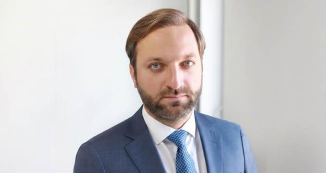 البنك الأوروبي لإعادة الإعمار والتنمية يُعيّن جورج أخالكاتسي رئيسا جديدا لمكتبه في تونس