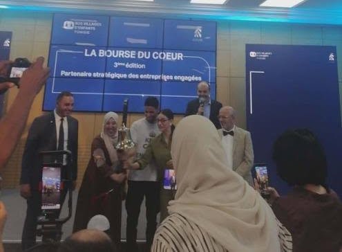 الدورة الثالثة لتظاهرة "بورصة القلب : دعوة للمؤسسات الاقتصادية لدعم جملة من المشاريع ذات الصبغة الانسانية والاجتماعية