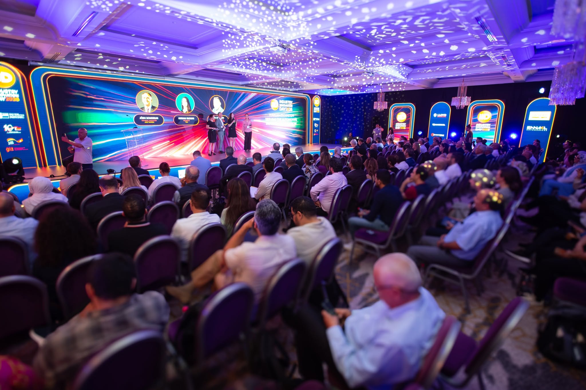 مؤتمر دولي بتونس العاصمة لمناقشة أبرز التحوّلات والتطوّرات العالميّة الرّاهنة في صناعة السيارات