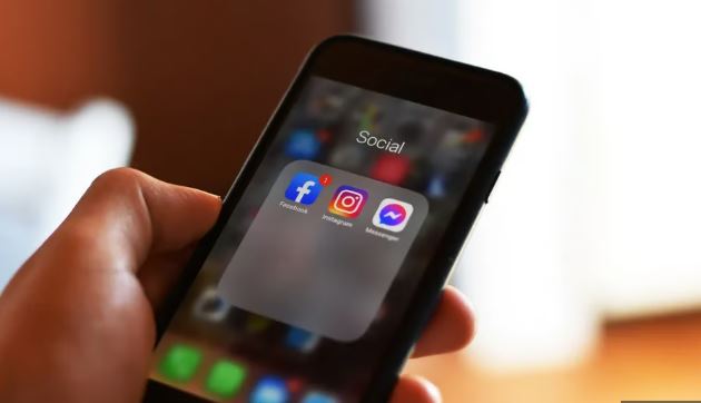 عطل عالمي يضرب فايسبوك وإنستغرام وواتساب