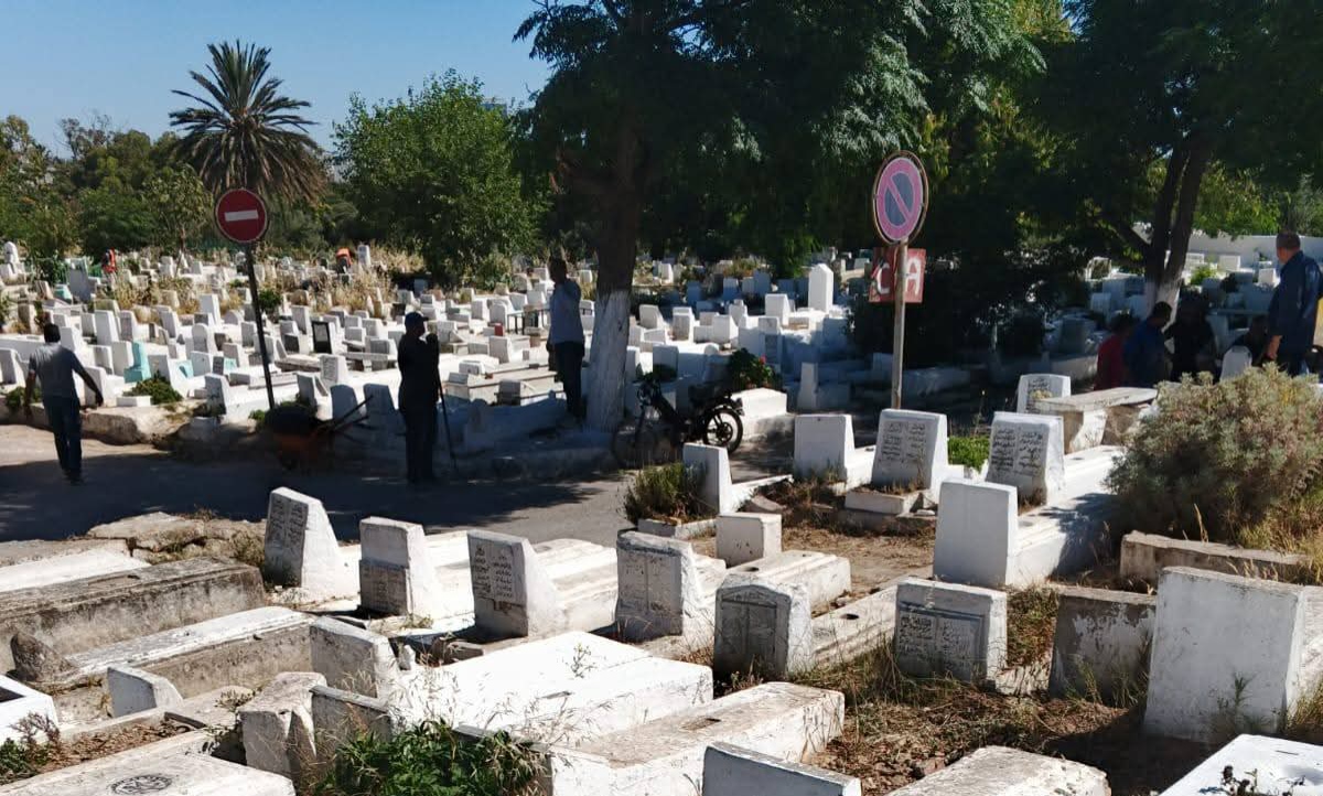 بلدية تونس: انطلاق حملة نظافة بمقبرة الجلاز
