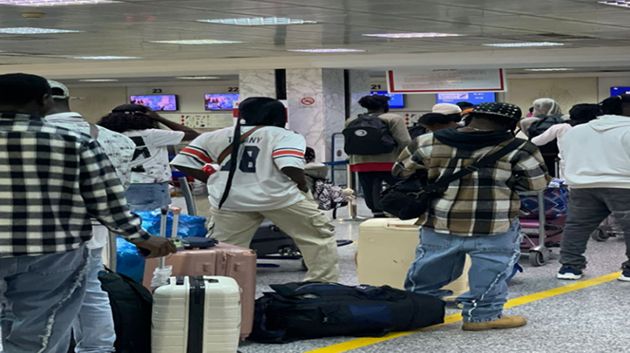 عودة 4735 مهاجرا من افريقيا جنوب الصحراء لبلدانهم الأصلية منذ جويلية 2025