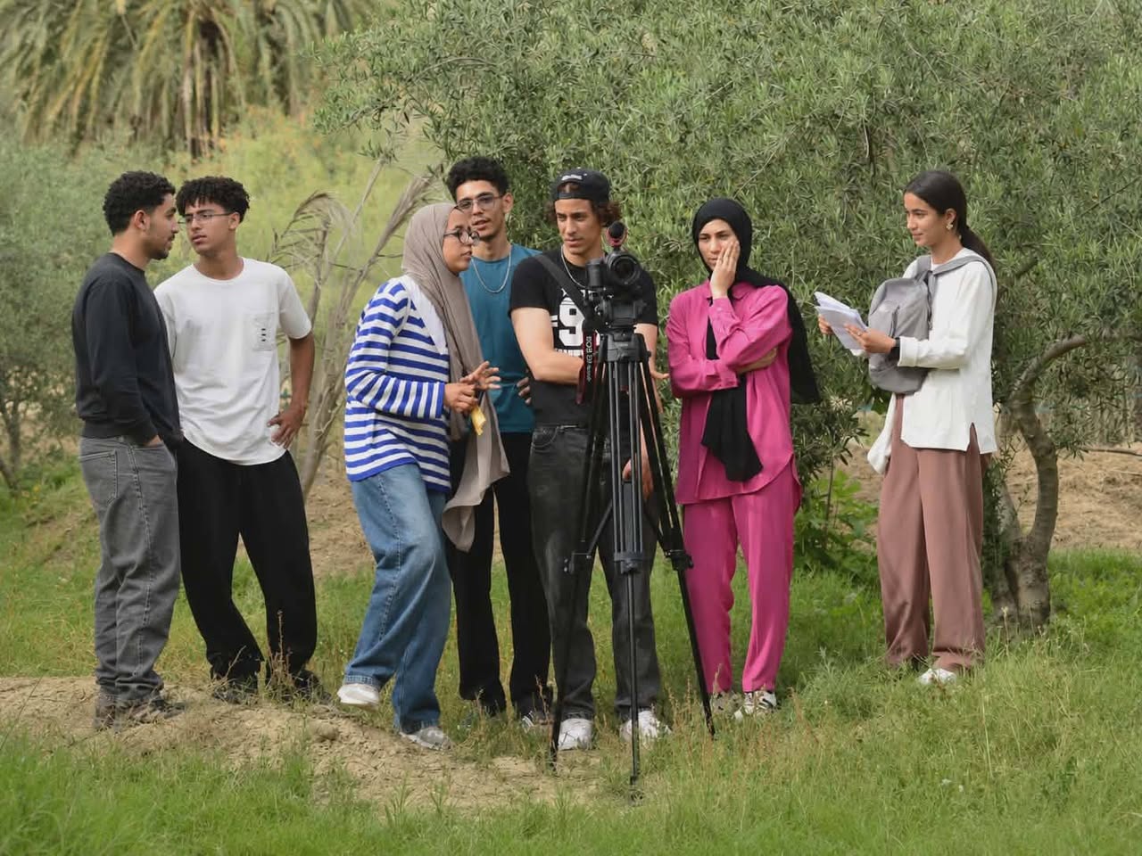 الكاميرا و الرفاق (( caméra camarades )) مشروع ثقافي موجه للشباب واليافعين، يهدف إلى توعية هذه الفئة الاجتماعية في عدد من الجهات التونسية