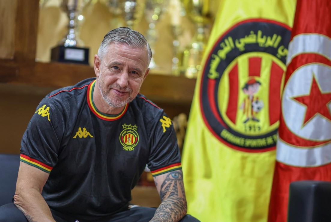 الروماني ريجيكامف يعود رسميا لتدريب الترجي الرياضي التونسي