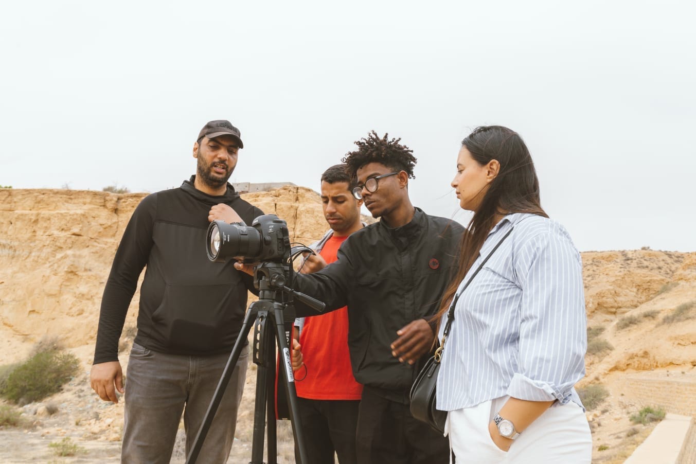 "الكاميرا و الرفاق": مشروع جديد للجامعة التونسية لنوادي السينما موجه للشباب واليافعين في الجهات الداخلية