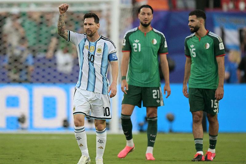 Coupe du Monde 2026 : l’Argentine bat l’Algérie 3-0 avec un triplé de Messi