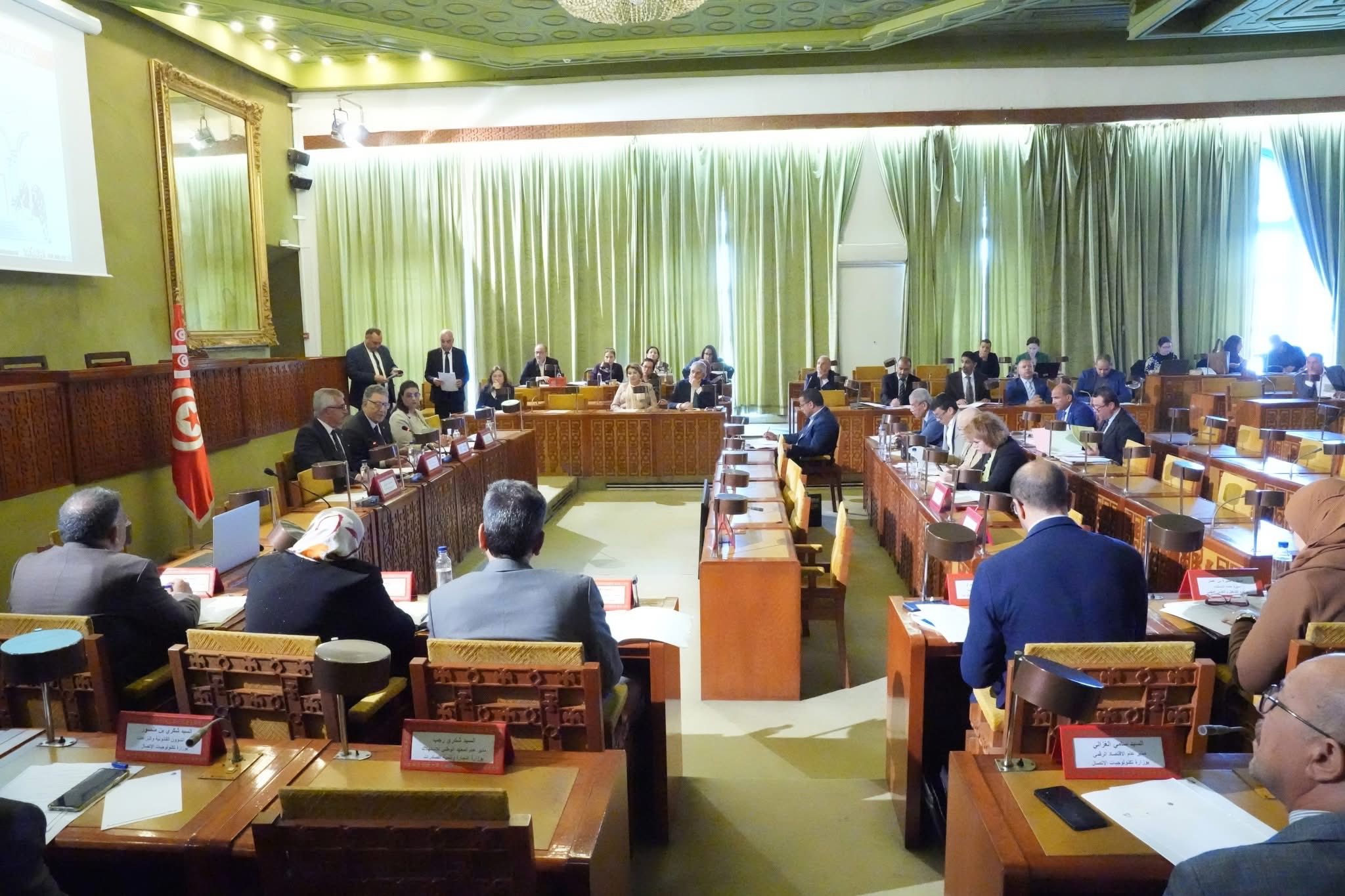الأكاديمية الابرلمانية تنظم يوم 24 جوان يوما دراسيا حول مقترح قانون تنقيح الملكية الأدبية والفنية