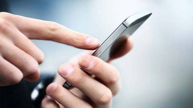 بداية صدور نتائج البكالوريا عبر خدمة الإرساليات القصيرة (SMS)