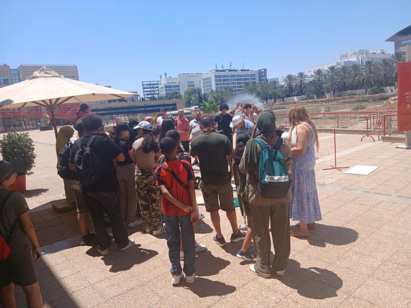 القصرين: فرع مدينة العلوم يحتفي باليوم العالمي للشمس ويفتح نافذة على أسرار الكون
