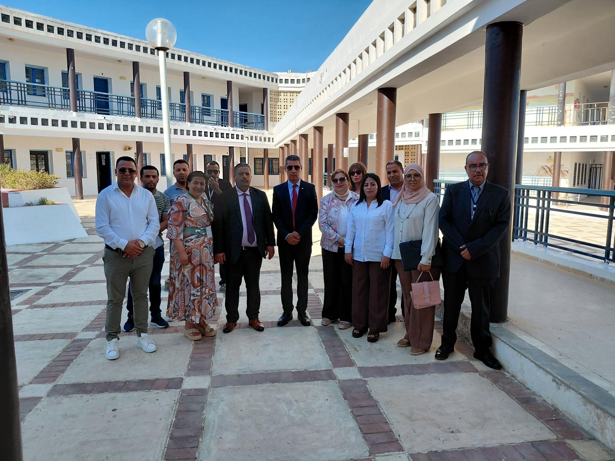 وزير التربية يواكب انطلاق مناظرة "السيزيام" بمعهد غزالة من ولاية بنزرت