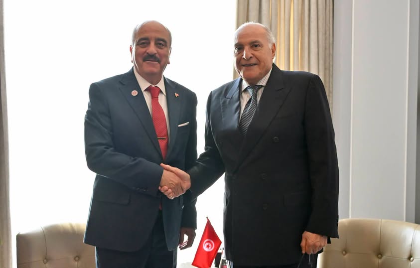 وزير الخارجية يبحث في عمان مع نظيره الجزائري الاستعدادات لعقد لجنة المتابعة التونسية الجزائرية