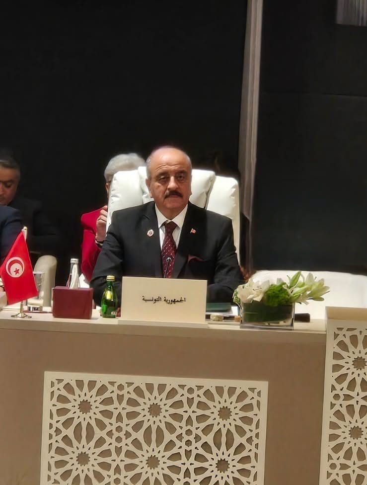 وزير الخارجية يدعو الى تعزيز ركائز الأمن والاستقرار واحترام سيادة الدول العربية ووحدة أراضيها.