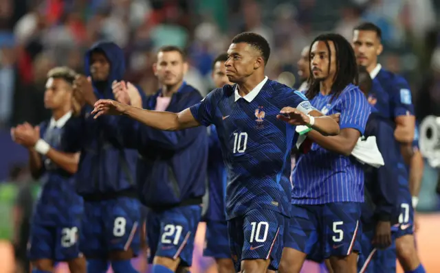 كأس العالم 2026: ثنائية مبابي تؤهل فرنسا للدور السادس عشر بالفوز على العراق